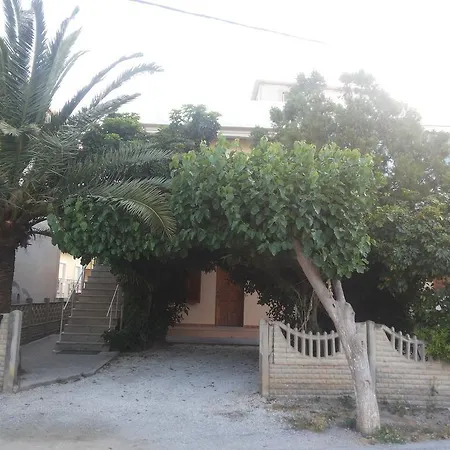 Stelios